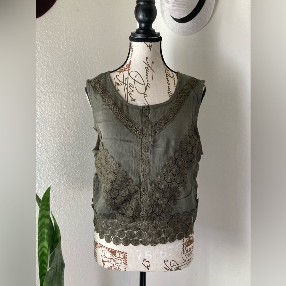self esteem top with lace hunter green SZ: XL